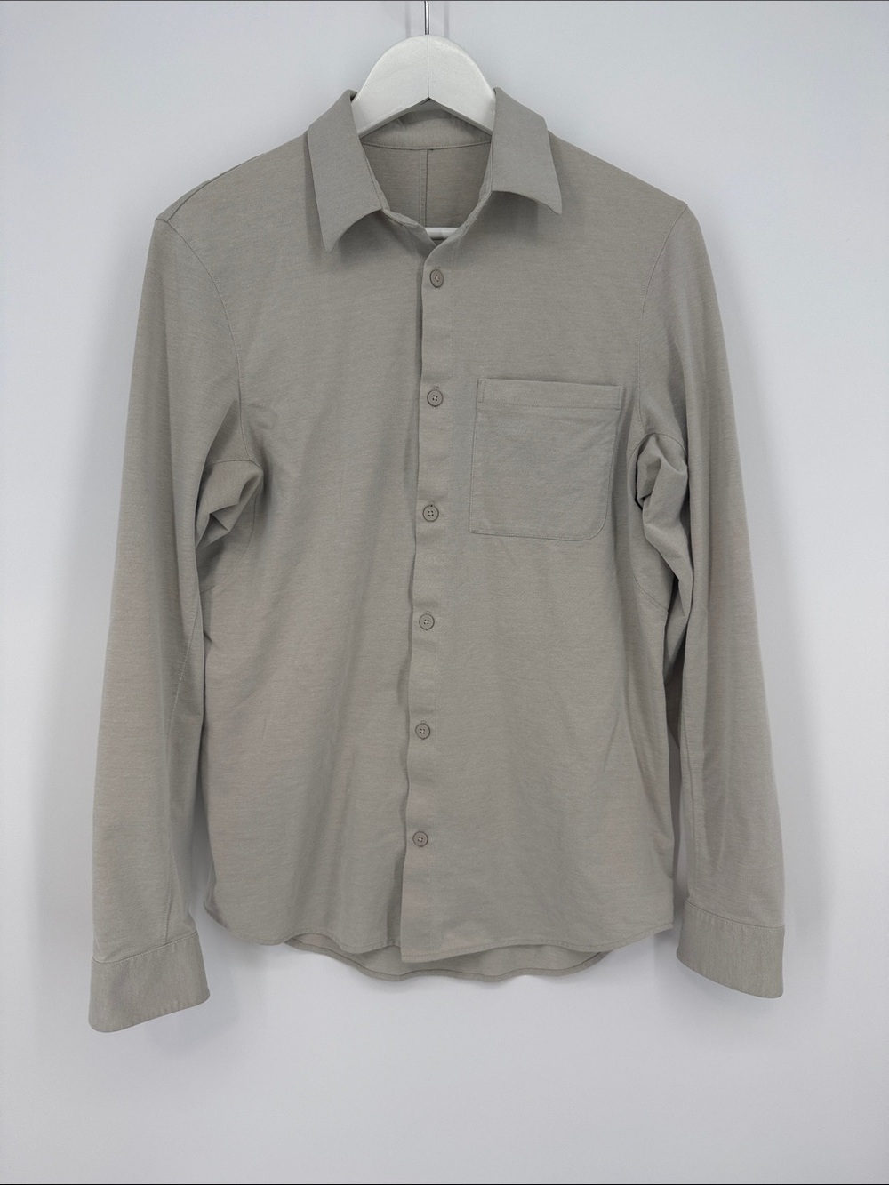Lululemon beige dress shirt Small